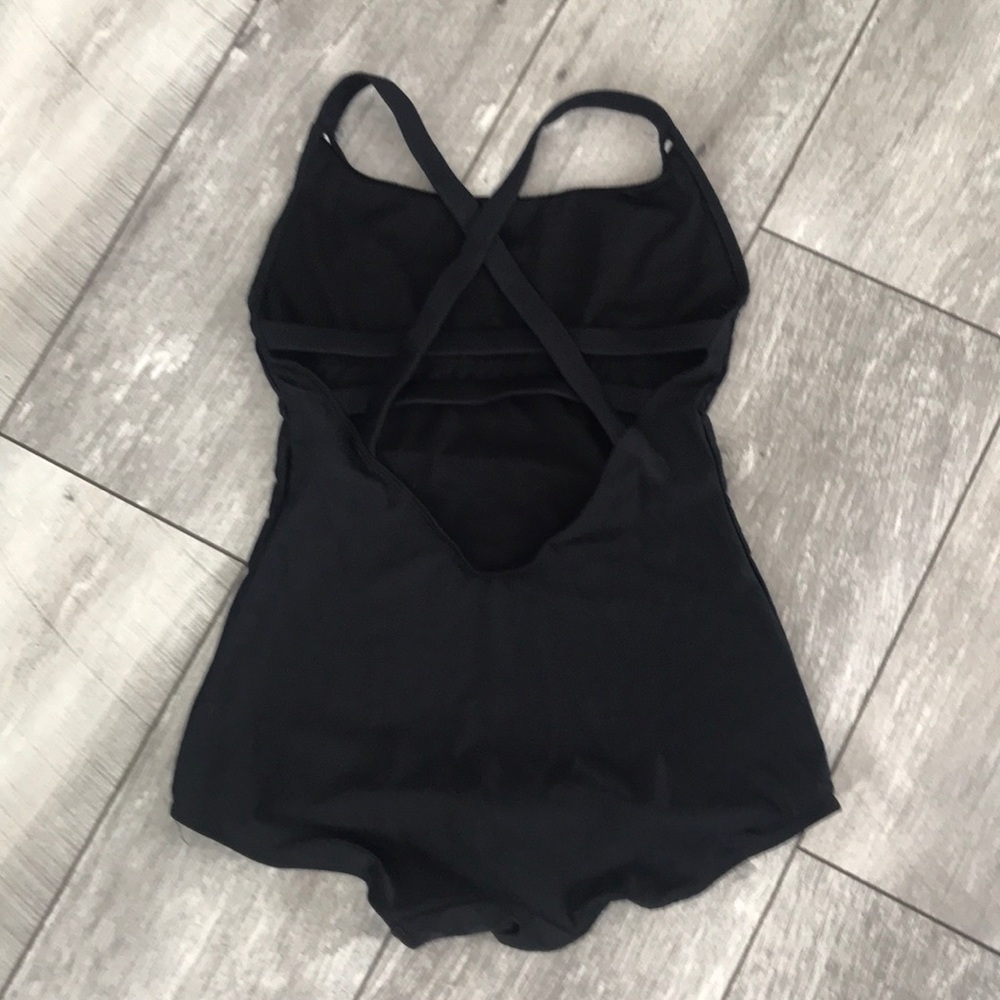 ONZIE medium-large yoga/ swimming bodysuit